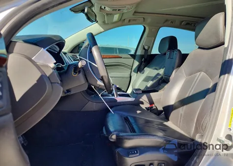 2016 Cadillac Srx Luxury Collection z USA, uszkodzony, nr VIN 3GYFNBE31GS541548